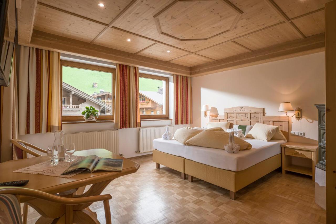 Hotel Pinzger Тукс Экстерьер фото
