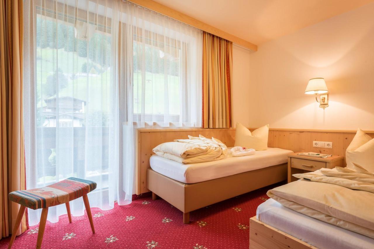 Hotel Pinzger Тукс Экстерьер фото
