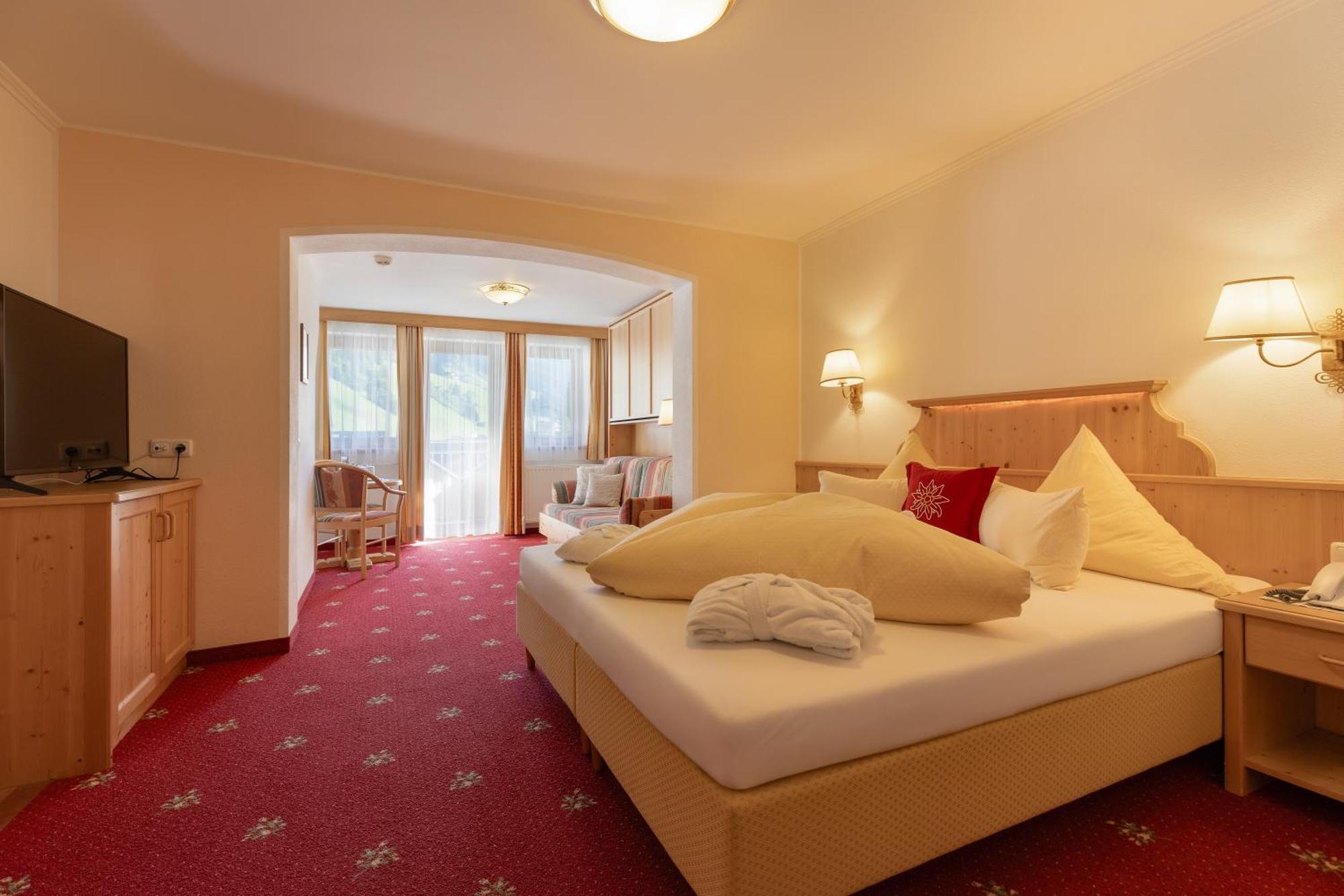Hotel Pinzger Тукс Экстерьер фото