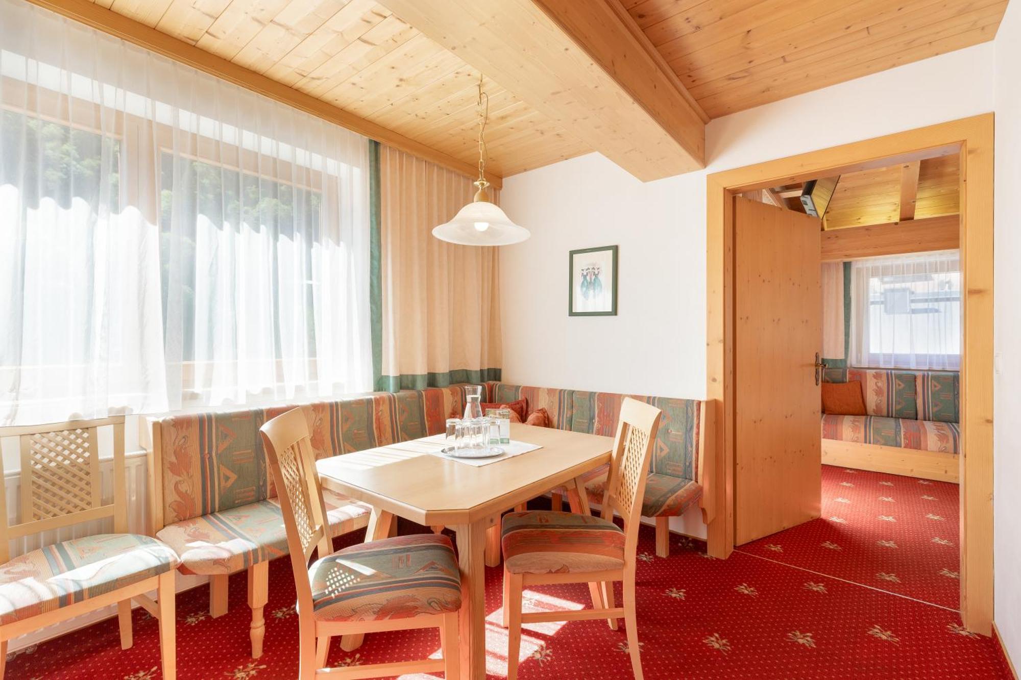 Hotel Pinzger Тукс Экстерьер фото